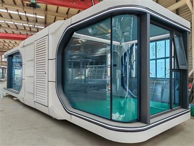 Как бороться с протечками воды в крошечном доме-судне?